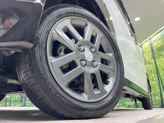 �y����15�C���`�A���~�z�C�[���z�O�ςɃ}�b�`���������A���~�z�C�[���𑕒����Ă���܂��B�e��ЊO�A���~�z�C�[����A�X�^�b�h���X�^�C�����戵�����Ă���܂��B���񂲑��k����������