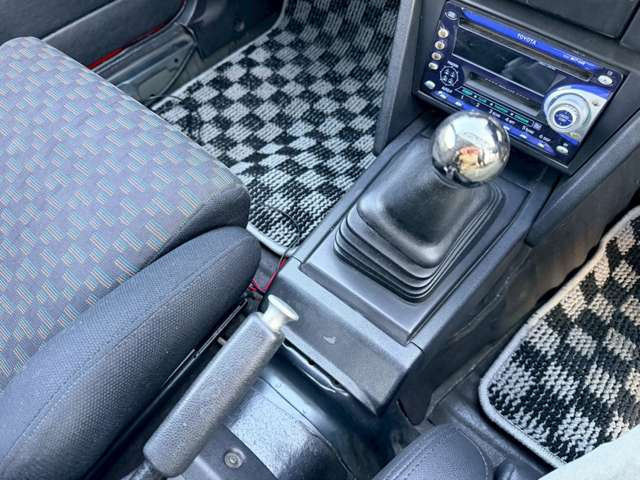 �C�ɂȂ邨�Ԃ�����܂�����E�̓d�b�ԍ����璼�ڂ��X�ɂ��₢���킹���������B�x�����@����ԗ����A��Ԃ܂łȂ�ł������������Ē����܂��B�X�^�b�t�ꓯ���A�����҂����Ă���܂��B