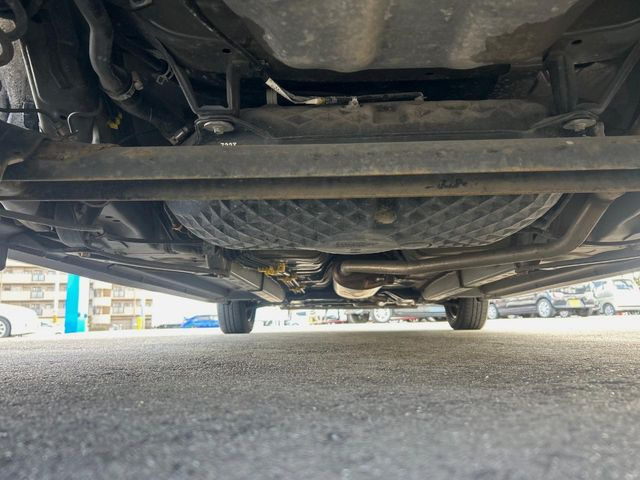 下回りがきれいなうちに、防錆加工の施工がオススメ。降雪地域はもちろん、沿岸部にお住いの方や、趣味でマリン・ウィンタースポーツをされる方にご好評いただいております。