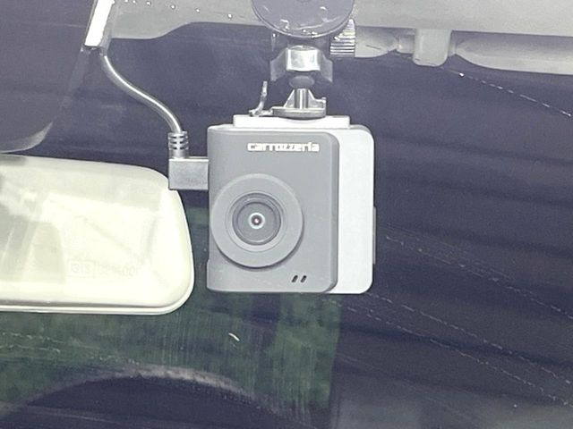 �y�h���C�u���R�[�_�[�z�h���C�u���R�[�_�[����!���s���͂������A������^�]�⎖�̂ɑ��������ہA�f���ŋL�^���A����̃��X�N�ɔ����܂��B���L�^�pSD�J�[�h�͂��q�l�����g�ł��������������K�v������܂��B