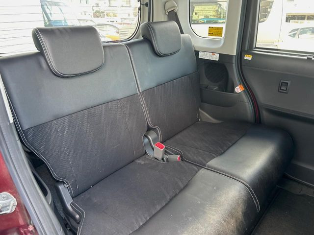 �L�X�Ƃ���2��ڃV�[�g�͋��Z���������A���S�n�����K!�F�B��Ƒ��Ƃ̂��o�����ɂ҂�����ł��B�x�r�[�V�[�g��`���C���h�V�[�g�g�p�������K�ɂ��߂�������������\���ȋ�Ԃ��m�ۂ��Ă��܂��B