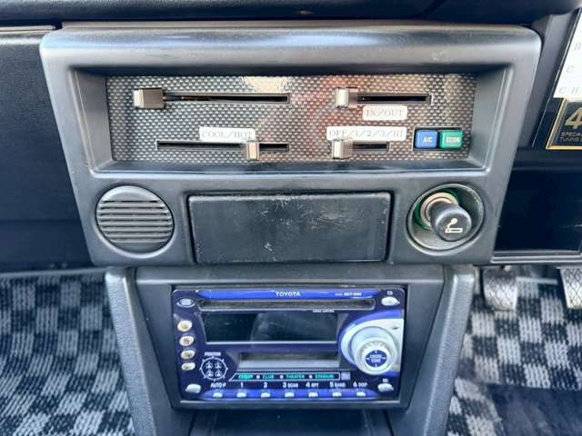 �C�ɂȂ邨�Ԃ�����܂�����E�̓d�b�ԍ����璼�ڂ��X�ɂ��₢���킹���������B�x�����@����ԗ����A��Ԃ܂łȂ�ł������������Ē����܂��B�X�^�b�t�ꓯ���A�����҂����Ă���܂��B