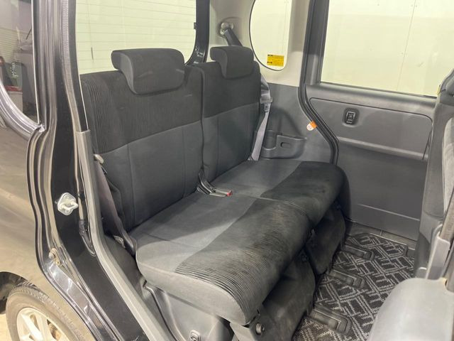 �L�X�Ƃ���2��ڃV�[�g�͋��Z���������A���S�n�����K!�F�B��Ƒ��Ƃ̂��o�����ɂ҂�����ł��B�x�r�[�V�[�g��`���C���h�V�[�g�g�p�������K�ɂ��߂�������������\���ȋ�Ԃ��m�ۂ��Ă��܂��B