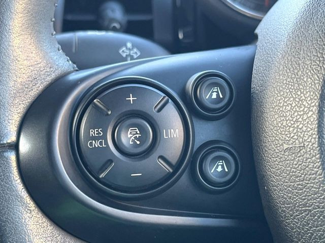 �����[�_�[�N���[�Y�R���g���[��:�O�̎ԂƂ̎Ԋԋ��������ɂƂ�A��葬�x�Ŏ������s���Ă���鎟����̃N���[�Y�R���g���[��!��ɍ������H�⎩���Ԑ�p���H�Ŏg�p����֗��ȋ@�\�ł�!