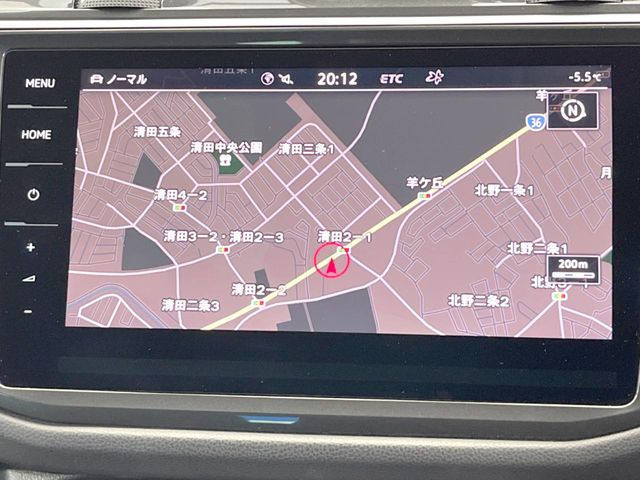 �������i�r:��̊��̂���i�r�́A����������ԓ������o���Ă���܂��B�I�[�f�B�I�@�\���[�����Ă���܂��̂ŁA�^�]�����y���߂܂���