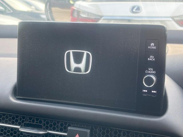 �yBOSE�T�E���h�t9�^ �z���_�R�l�N�g�f�B�X�v���C�z���F���̍������ʃf�B�X�v���C�Ńi�r�̎g�p��A�������̃X�}�[�g�t�H���ƘA�g����bluetooth�ł̉��y�Đ����\�ł���