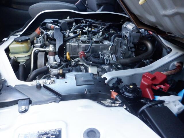 �I���b�N�X�����ԕۏؕt�ł��B1�N�ԑ��s�����������̕ۏ؂ƂȂ��Ă���܂��B���Օi�E�����ނ͏����܂�(�A���Ԃ́A6������������5,000km�܂�)�B�S���ɒ�g�H�ꂪ����̂ŁA�����̕������S�ł���B