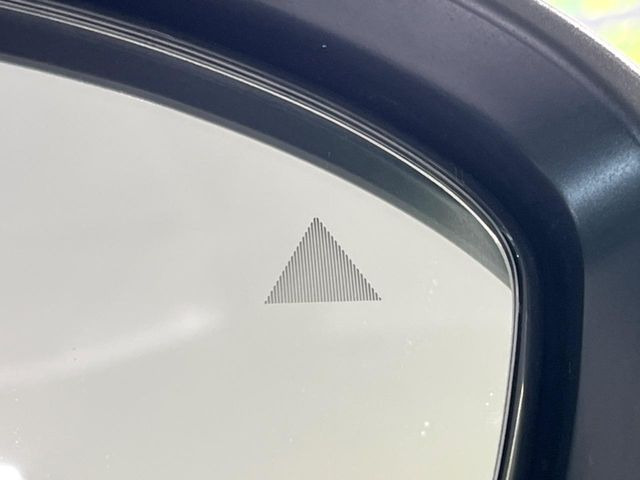 �y������p���m�z���s���A�h�A�~���[�̎��p�ɂȂ�₷���ӏ��Ɍ㑱�Ԃ��ڋ߂���ƃT�C�h�~���[�t�߂Ɍx����\���A�h���C�o�[�ɒ��ӊ��N�����Ă���܂��B