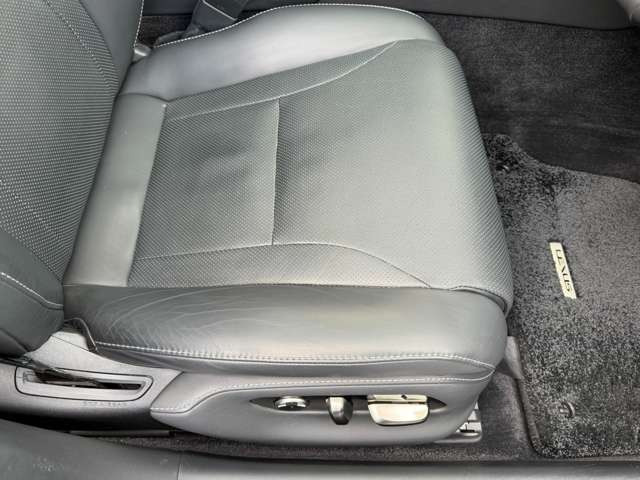 �^�]�ȁE�傫�ȃV����ւ���Ȃǖ����Y��ȏ�Ԃł��B