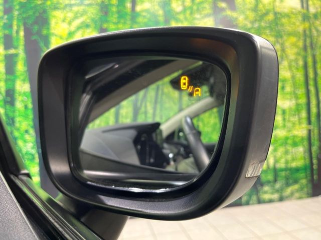 �y�u���C���h�X�|�b�g���j�^�����O�z���s���A�h�A�~���[�̎��p�ɂȂ�₷���ӏ��Ɍ㑱�Ԃ��ڋ߂���ƃT�C�h�~���[�t�߂Ɍx����\���A�h���C�o�[�ɒ��ӊ��N�����Ă���܂��B