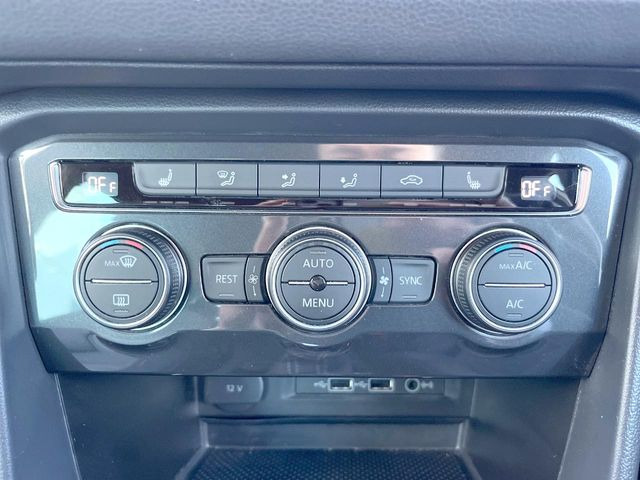 ���S�ȃV�[�g�q�[�^�[:���������ӂ��V�[�g�ɁA�O�ȁE��ȂɃV�[�g�q�[�^�[�𓋍ڂ��Ă���܂��B