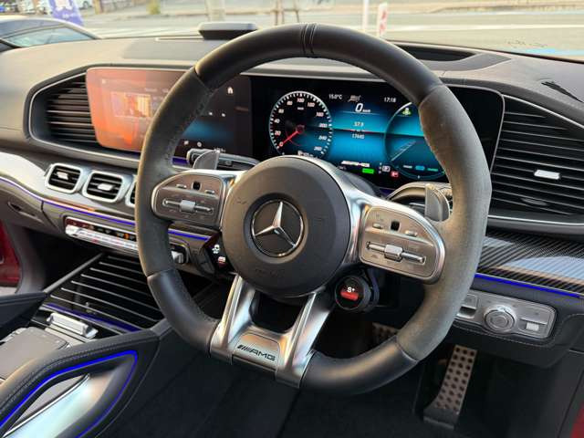 AMG�p�t�H�[�}���X�X�e�A�����O�E�p�h���V�t�g�E�X�e�A�����O�����R���B