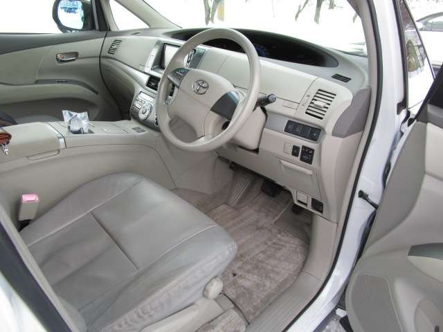 エスティマハイブリッド2.4 X 4WD