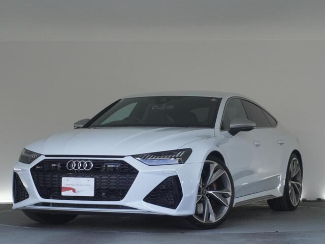 RS7スポーツバッグ4.0 4WD