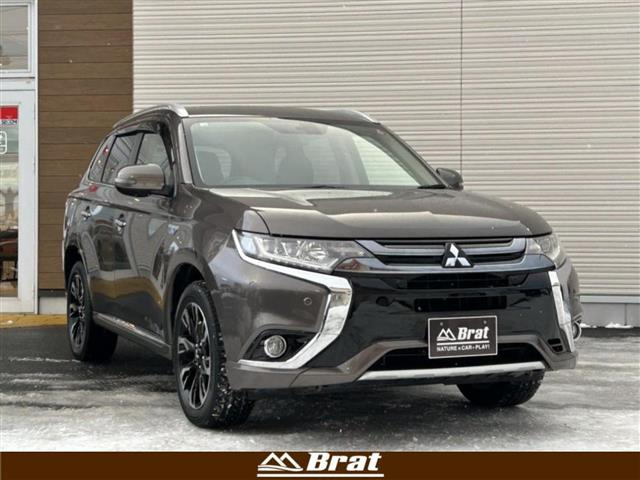 アウトランダーPHEV2.0 G ナビパッケージ 4WD