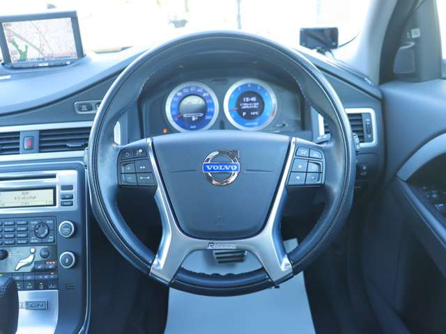 �y�����s�ǑΉ��͑S�Ă̌̏�ӏ���ۏ؂��܂��z�����̂��q���܂��A�Ŋ��̎����Ԑ����H��ɔ���������΁A�C����p�𓖎Ђ����x�������܂��B