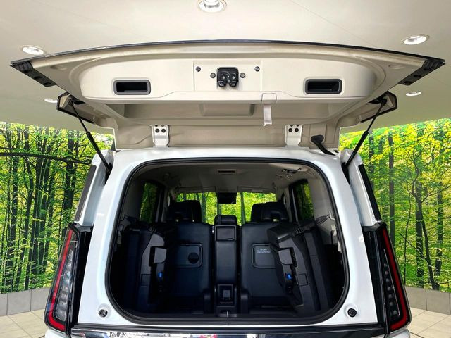 �y�f���A���o�b�N�h�A�z�ʏ�̊J�ɉ����āA�����ӂ݂̂̏ȃX�y�[�X�ŊJ���\�B�������ԏ�ł��A�Ԃ��߂Ȃ������Ȃ��ו��̏o�����ꂪ�ł��܂���