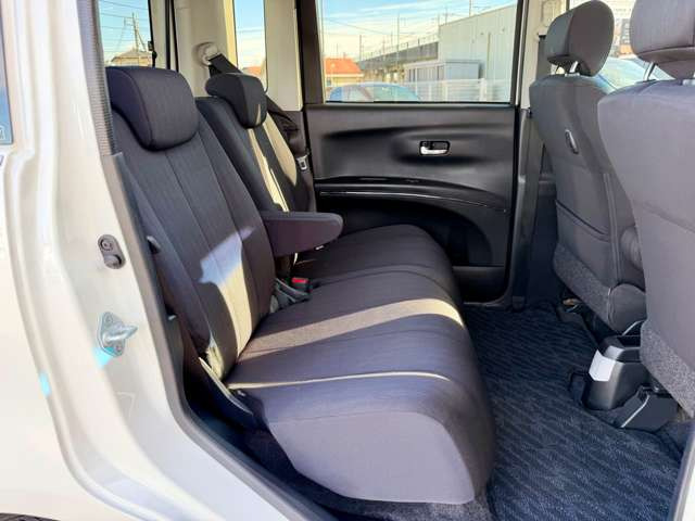 ���X�͍s�c�����R���̊��ˌ����_�̋߂��ɓX�܂��������܂��B���Ԃł��A�N�Z�X���₷���ꏊ�Ɍ�����܂��B�d�Ԃł��z���̍ۂ��Ŋ���JR���������w�܂ł��}���ɎQ��܂��B���C�y�ɂ��₢���킹������!