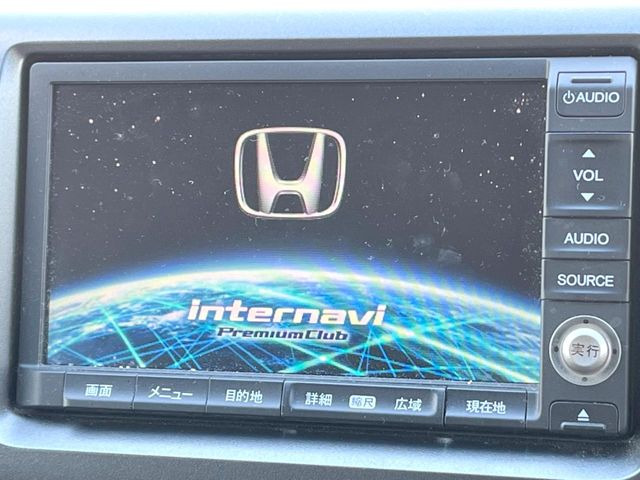 �y�����i�r�z�l�C�̏����i�r�𑕔����Ă���܂��B�i�r�̎g���₷���͂������A�I�[�f�B�I�@�\���[��!�L�����v�◷�s�͂������A�ʋ΂┃�����ȂǕ��i�̃h���C�u���y�����Ȃ�͂���