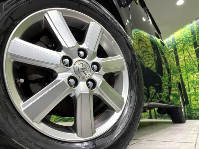 �y����16�C���`�A���~�z�C�[���z�O�ςɃ}�b�`���������A���~�z�C�[���𑕒����Ă���܂��B�e��ЊO�A���~�z�C�[����A�X�^�b�h���X�^�C�����戵�����Ă���܂��B���񂲑��k����������