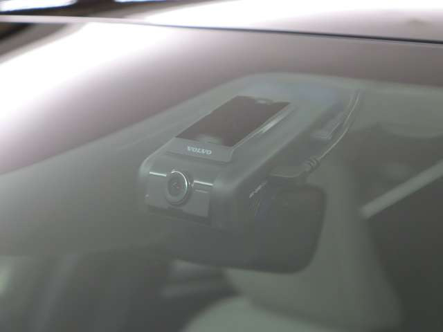 XC40B4 AWD インスクリプション 4WD