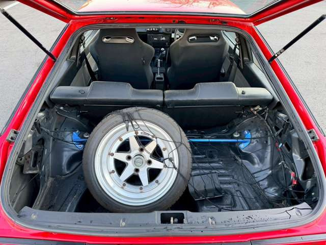 �C�ɂȂ邨�Ԃ�����܂�����E�̓d�b�ԍ����璼�ڂ��X�ɂ��₢���킹���������B�x�����@����ԗ����A��Ԃ܂łȂ�ł������������Ē����܂��B�X�^�b�t�ꓯ���A�����҂����Ă���܂��B