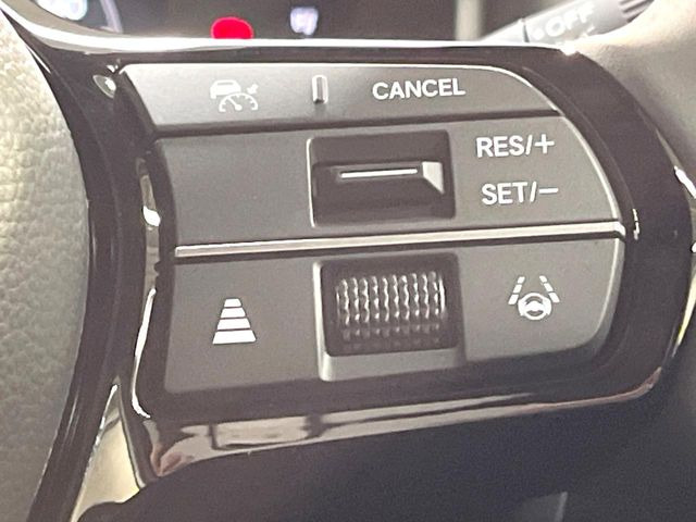 �y�A�_�v�e�B�u�N���[�Y�R���g���[���z�������H�ł̒��������s���y��!!�����ő��x��ۂN���[�Y�R���g���[�����A�Փˌy���V�X�e���ƘA�g���A�O���̎ԗ������m���ĎԊԂ�ۂ悤�ɑ��x���߂��Ă���܂�!!