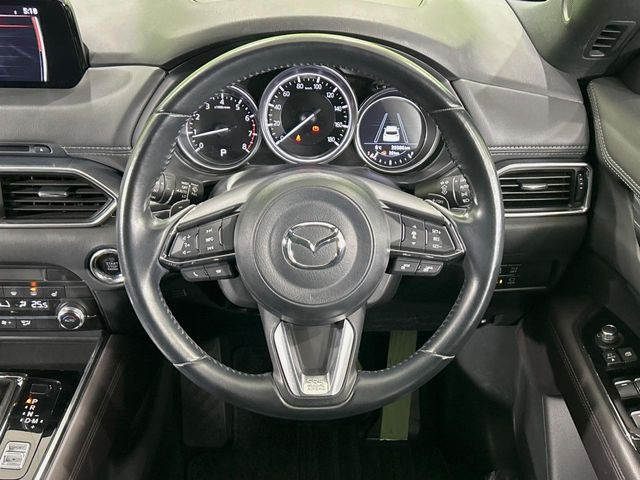 �y�����v�����X�e�A�����O�z�㎿�Ȋv���g�p���邱�ƂŁA��ɂ����������݂ƂĂ��^�]���₷���n���h���ł���