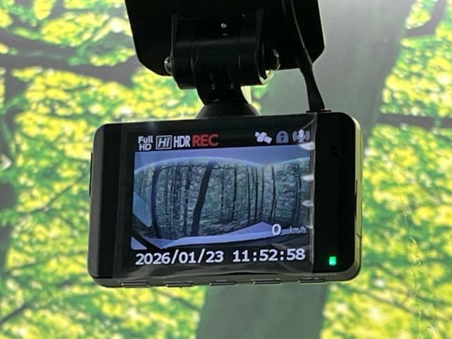 �y�h���C�u���R�[�_�[�z�h���C�u���R�[�_�[����!���s���͂������A������^�]�⎖�̂ɑ��������ہA�f���ŋL�^���A����̃��X�N�ɔ����܂��B���L�^�pSD�J�[�h�͂��q�l�����g�ł��������������K�v������܂��B