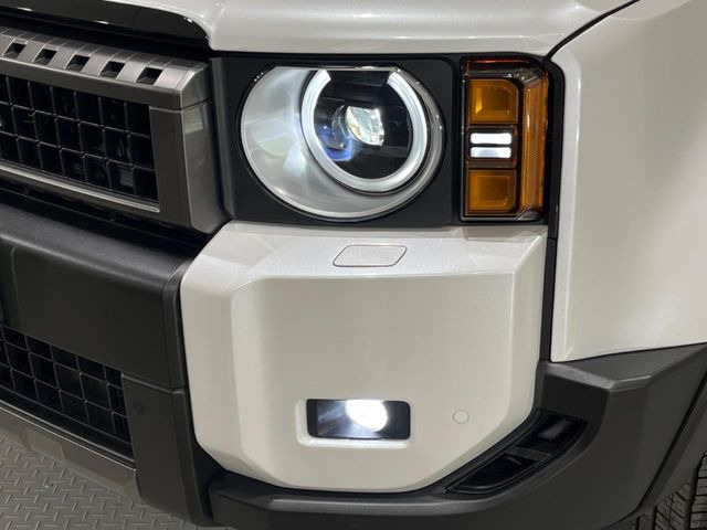 �yLED�w�b�h���C�g�z���V����ԑ��s�����ǍD�Ȏ��E���m�ۂ����S���ĉ^�]�ł��鍂�P�xLED�w�b�h���C�g�𑕔�!�_�����x�������A����d�͂��}�����Ă��܂��B