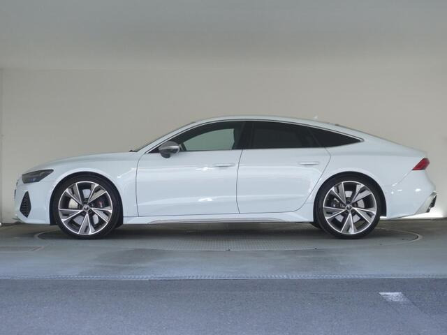 RS7スポーツバッグ4.0 4WD