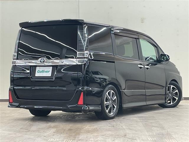 ヴォクシー2.0 ZS 煌