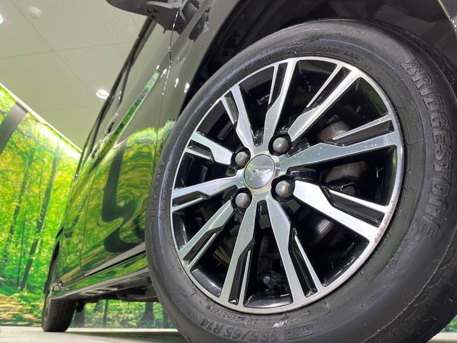 �y����14�C���`�A���~�z�C�[���z�O�ςɃ}�b�`���������A���~�z�C�[���𑕒����Ă���܂��B�e��ЊO�A���~�z�C�[����A�X�^�b�h���X�^�C�����戵�����Ă���܂��B���񂲑��k����������