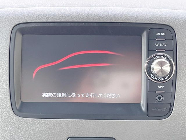 �y�����i�r�z�l�C�̏����i�r�𑕔����Ă���܂��B�i�r�̎g���₷���͂������A�I�[�f�B�I�@�\���[��!�L�����v�◷�s�͂������A�ʋ΂┃�����ȂǕ��i�̃h���C�u���y�����Ȃ�͂���