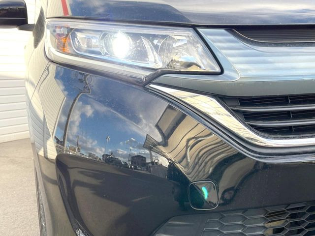 �yLED�w�b�h���C�g�z���V����ԑ��s�����ǍD�Ȏ��E���m�ۂ����S���ĉ^�]�ł��鍂�P�xLED�w�b�h���C�g�𑕔�!�_�����x�������A����d�͂��}�����Ă��܂��B