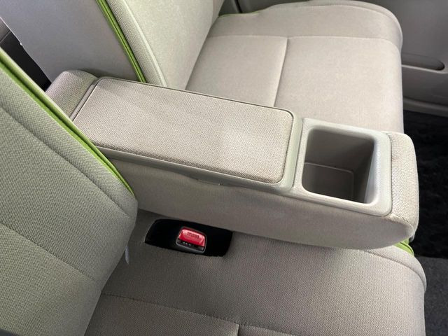 �y�A�[�����X�g�z�^�]���̐g�̂̕��S���y�����Ă����A�[�����X�g�𑕔���