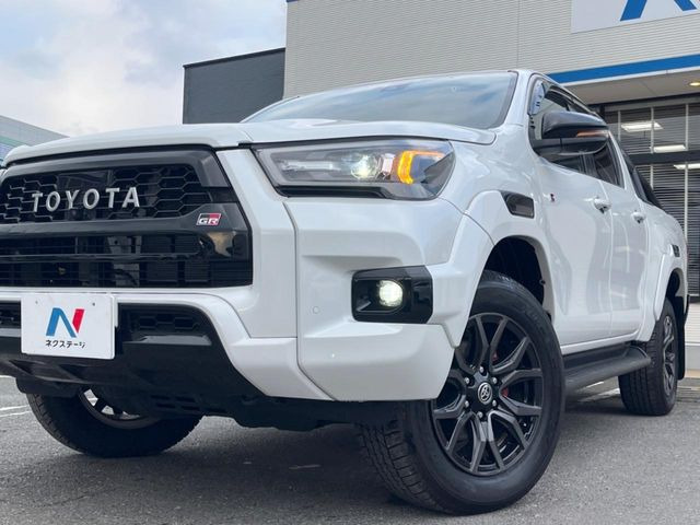 �yLED�w�b�h���C�g�z���V����ԑ��s�����ǍD�Ȏ��E���m�ۂ����S���ĉ^�]�ł��鍂�P�xLED�w�b�h���C�g�𑕔�!�_�����x�������A����d�͂��}�����Ă��܂��B