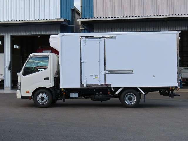 デュトロ冷蔵冷凍車