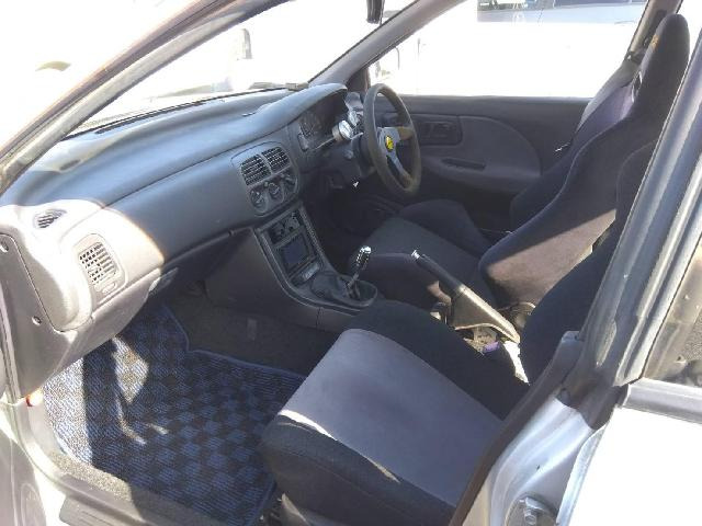 インプレッサ2.0 WRX 4WD