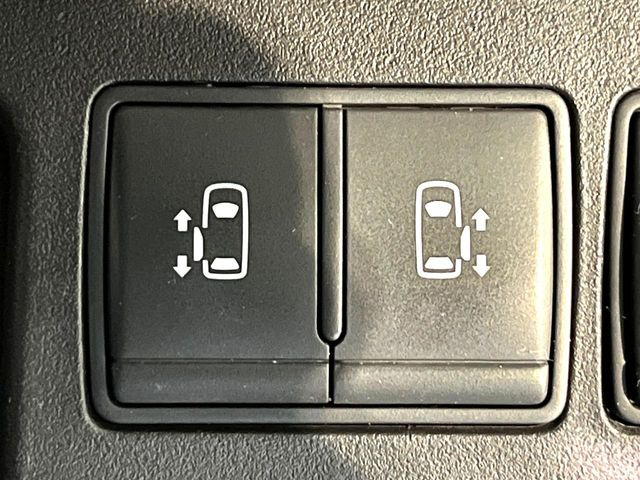 �y�����p���[�X���C�h�h�A�z�X�}�[�g�L�[��^�]�Ȃ̃X�C�b�`�Ō�ȗ����X���C�h�h�A�̊J���\���d��������͂����ăh�A���J����K�v�������A�����Ȃ��q�l�ł��ȒP�ɊJ���߂ł����K�ł���