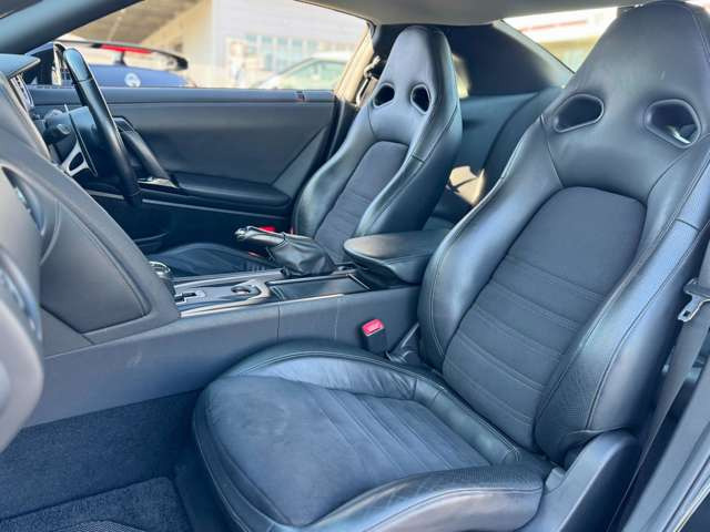 ����ȑ�����̉摜�ɂȂ�܂��B����]�̂��q�l�ɂ͏ڍ׉摜�̂ق��ɁA�G���W�����⓮������点�Ă��������܂��̂ŁA���C�y�ɂ��\���t�����������܂��B