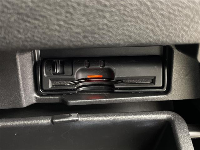 セレナ2.0 ハイウェイスター Vセレクション