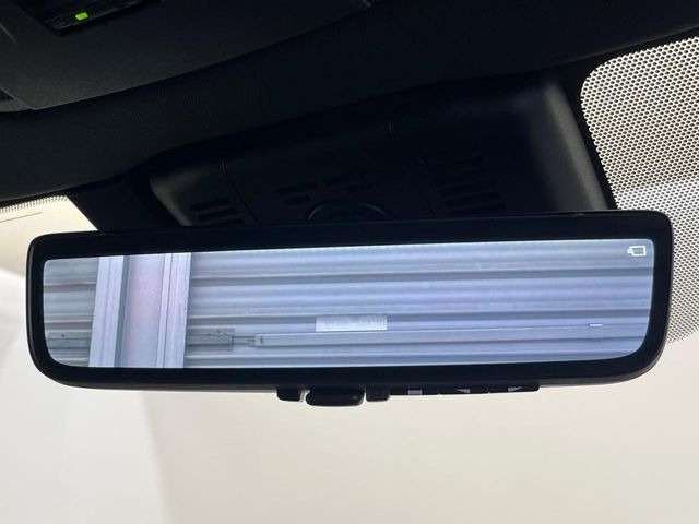 �y�f�W�^���C���i�[�~���[�z��Ȃ̑傫�ȉו��⓯��҂Ō�����m�F���Â炢���ł����S!�J�������B�e�����ԗ�����̉f�������[���~���[���ɕ\���B�N���A�Ȏ��E�ŏ󋵂̊m�F���\�ł�!