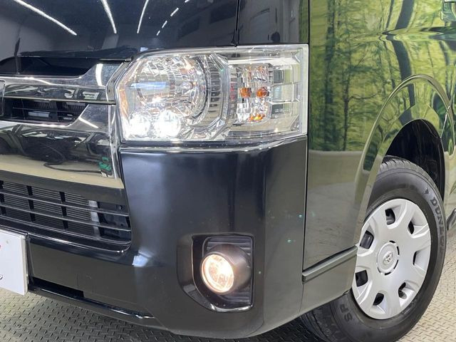 �yLED�w�b�h���C�g�z���V����ԑ��s�����ǍD�Ȏ��E���m�ۂ����S���ĉ^�]�ł��鍂�P�xLED�w�b�h���C�g�𑕔�!�_�����x�������A����d�͂��}�����Ă��܂��B