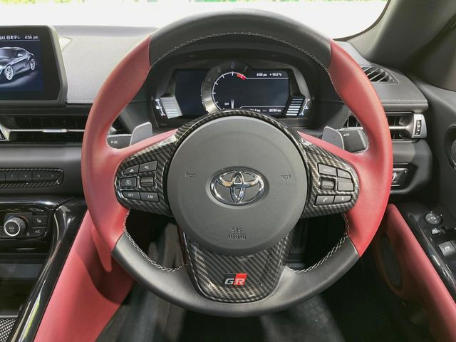 �y�����v�����X�e�A�����O�z�㎿�Ȋv���g�p���邱�ƂŁA��ɂ����������݂ƂĂ��^�]���₷���n���h���ł���