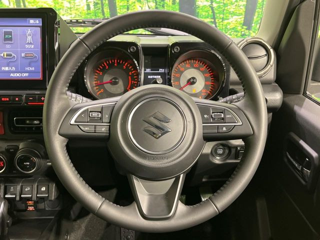 �y�����v�����X�e�A�����O�z�㎿�Ȋv���g�p���邱�ƂŁA��ɂ����������݂ƂĂ��^�]���₷���n���h���ł���