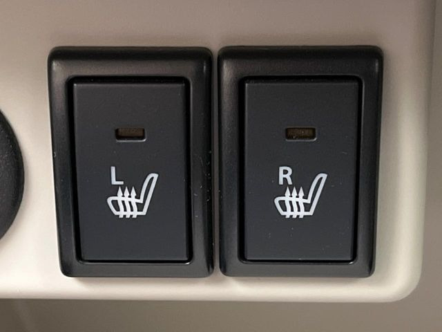 �y�V�[�g�q�[�^�[�z�������ɏd�󂷂�V�[�g�q�[�^�[!�G�A�R����葁�����܂��Ă����̂Ŋ�����̐l�����S�ł��ˁ�G�A�R���̉����͊������邩����A�Ƃ������ɂ����������߂ł��B