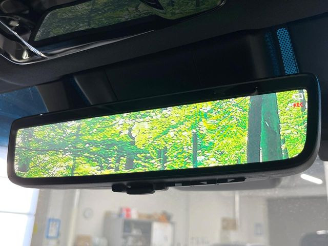 �y�f�W�^���C���i�[�~���[�z��Ȃ̑傫�ȉו��⓯��҂Ō�����m�F���Â炢���ł����S!�J�������B�e�����ԗ�����̉f�������[���~���[���ɕ\���B�N���A�Ȏ��E�ŏ󋵂̊m�F���\�ł�!