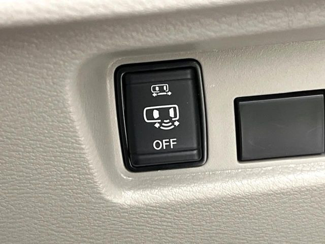 �y�p���[�X���C�h�h�A�z�X�}�[�g�L�[��^�]�Ȃ̃X�C�b�`�ŃX���C�h�h�A�̊J���\���d��������͂����ăh�A���J����K�v�������A���������q�l�ł��A�d���ו��������Ă��鎞�����N�ɊJ���߂ł��܂���