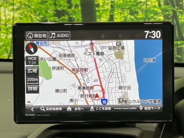 �y�����i�r�z�l�C�̏����i�r�𑕔����Ă���܂��B�i�r�̎g���₷���͂������A�I�[�f�B�I�@�\���[��!�L�����v�◷�s�͂������A�ʋ΂┃�����ȂǕ��i�̃h���C�u���y�����Ȃ�͂���